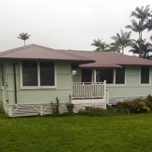 https://cozy-2-bedroom-near-volcano-park.hotelsinhawaii.org